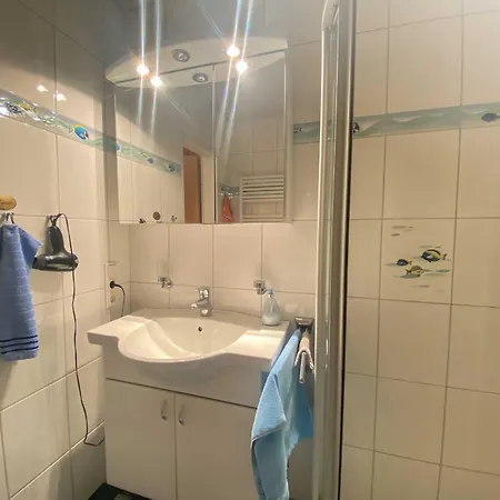 Apartment Moin 4 *